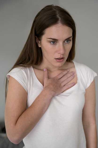 Остеохондроз позвоночника: как причина болей в середине груди