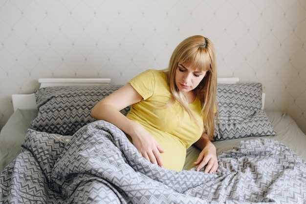 Когда появится изжога у беременных: особенности каждого триместра